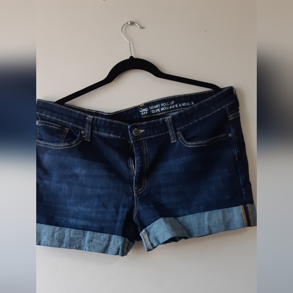 GAP Skinny Roll Up Denim Shorts Women size 18